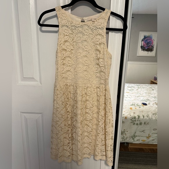 Women’s cream dress - Picture 1 of 4